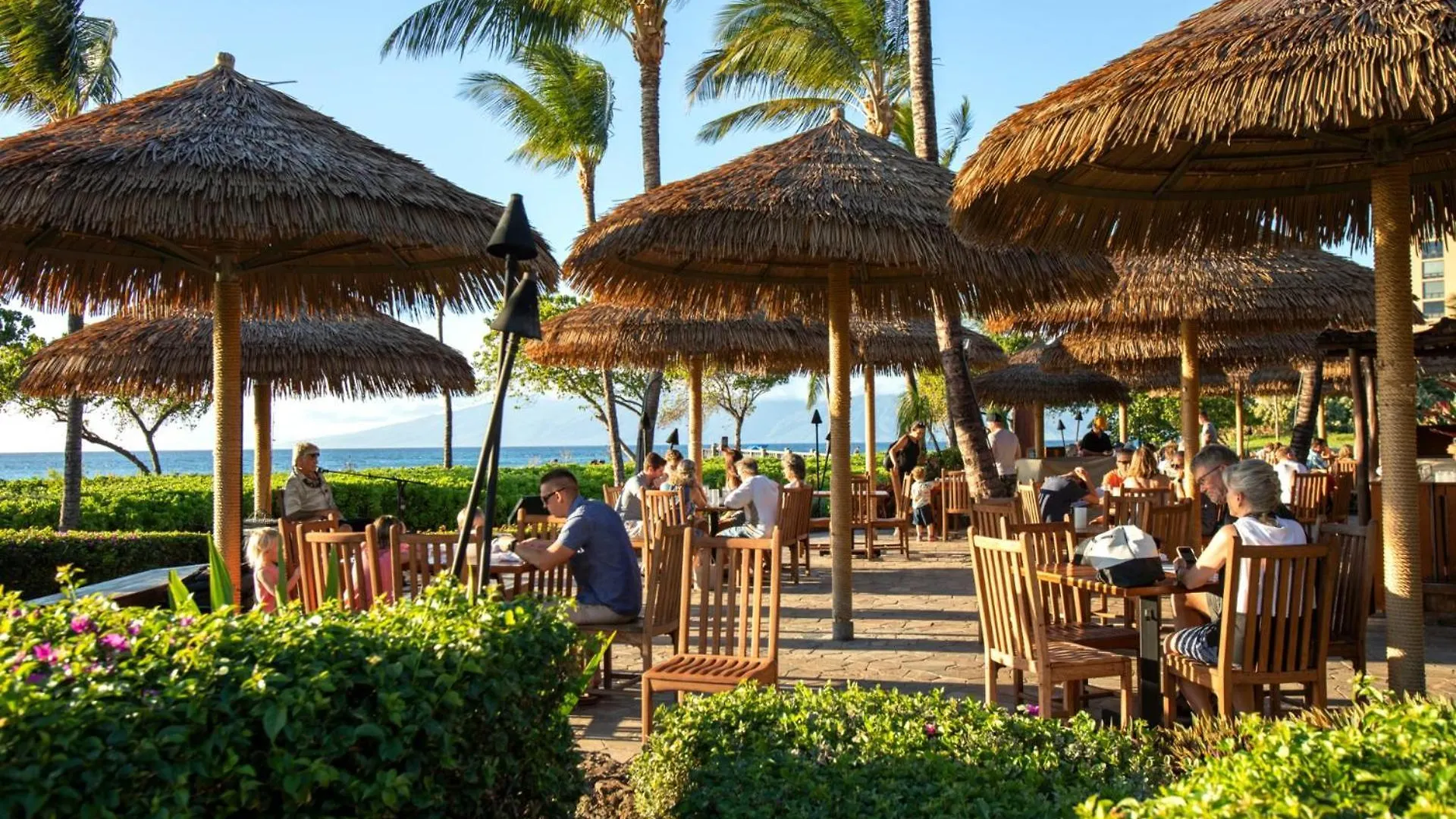 Spacious 3-Bedroom Studio Honua Kai Collection - Multi Unit Listing - Same Floor - Ocean Views - 2 Free Rental Cars Hkh-52937 Kaanapali